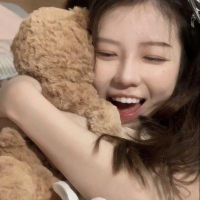 穿着鞋子的贝壳马塞尔